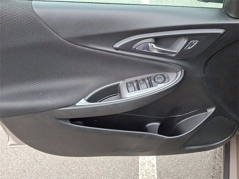 Used 2024 Chevrolet Malibu LT image 9