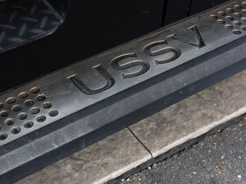 Used 2016 Ford F450 XLT w/ XLT Interior Package image 11