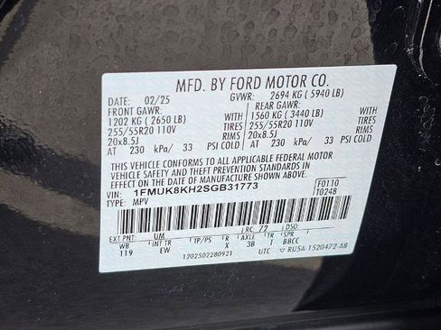 Certified 2025 Ford Explorer ST-Line image 33