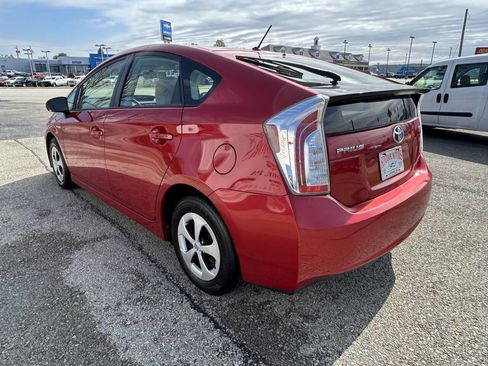 Used 2012 Toyota Prius Two FWD image 5