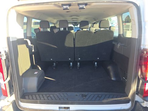 Used 2023 Ford Transit 350 XLT image 20