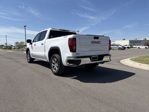 Used 2025 GMC Sierra 1500 SLT image 3