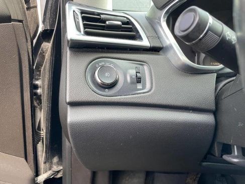 Used 2015 Cadillac SRX Performance image 34