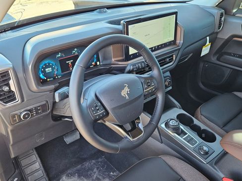New 2025 Ford Bronco Sport Outer Banks w/ Outer Banks Tech Package+ AWD/4WD image 13