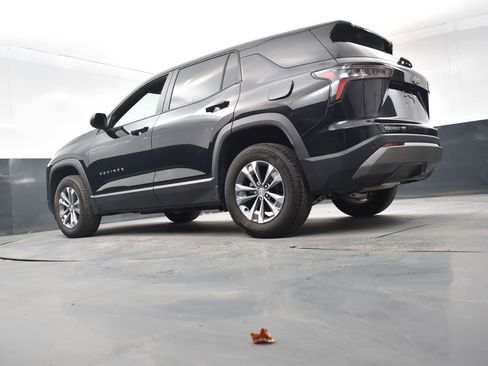 Used 2025 Chevrolet Equinox LT image 25