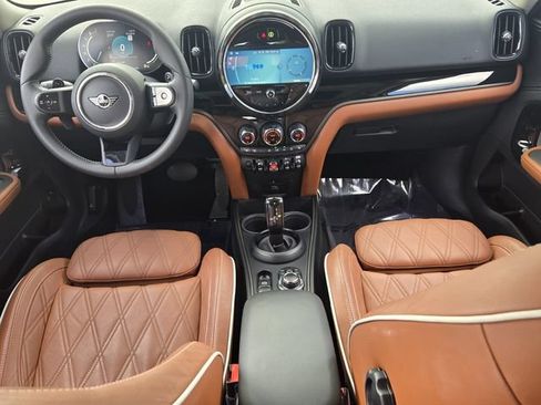 Used 2024 MINI Cooper Countryman S w/ Signature Upholstery Package FWD image 13