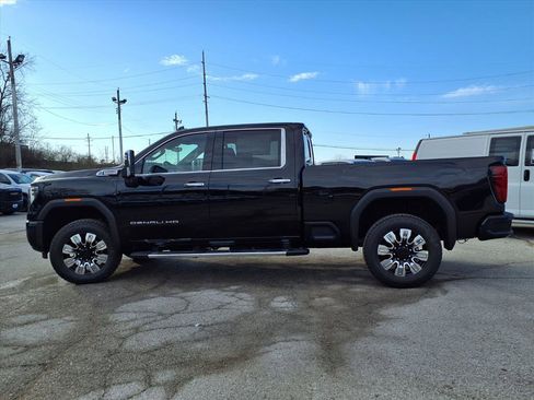 New 2026 GMC Sierra 2500 Denali w/ Denali Reserve Package image 32