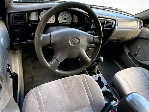 Used 2003 Toyota Tacoma 4x4 Xtracab image 9