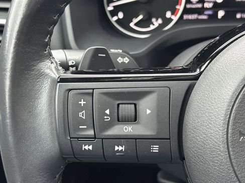 Used 2023 Nissan Rogue SV w/ SV Premium Package image 19