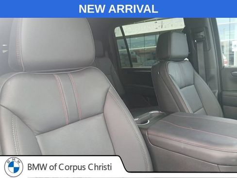 Used 2025 Chevrolet Suburban RST w/ Comfort Package AWD/4WD image 17