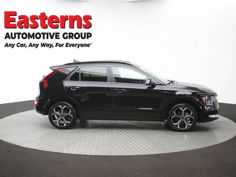 Used 2023 Kia Niro EX Touring FWD image 43