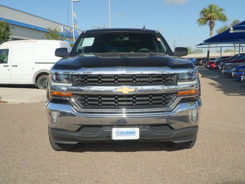 Used 2018 Chevrolet Silverado 1500 LT w/ Texas Edition RWD image 2
