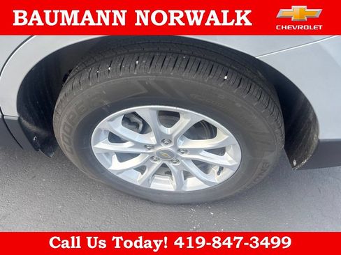 Used 2021 Chevrolet Equinox LT AWD/4WD image 9