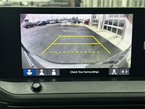 Used 2024 Honda Accord Sport image 12