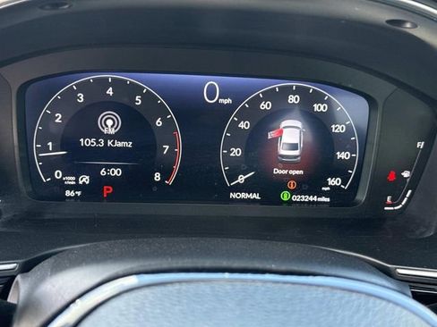 Used 2023 Honda Civic Touring image 10