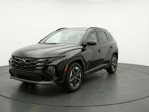 Used 2025 Hyundai Tucson SEL image 3