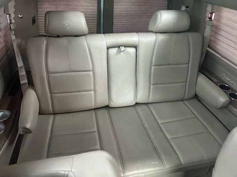 Used 2016 GMC Savana 2500 image 24