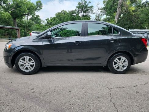 Used 2015 Chevrolet Sonic LT FWD image 1