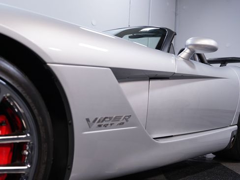 Used 2005 Dodge Viper SRT-10 image 20