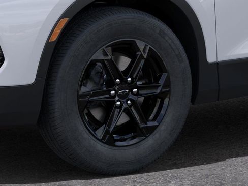 New 2025 Chevrolet Blazer LT w/ Midnight/Sport Edition image 9