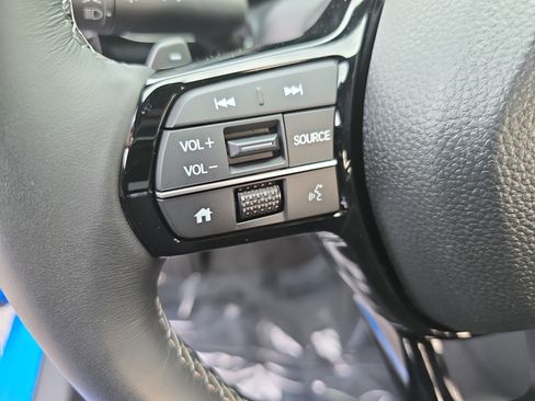 Used 2025 Honda Civic Sport image 17