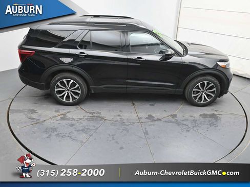Used 2023 Ford Explorer ST-Line w/ Class IV Trailer Tow Package AWD/4WD image 31