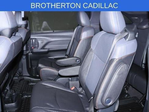 Used 2024 Toyota Sienna XSE w/ XSE Plus Package image 29