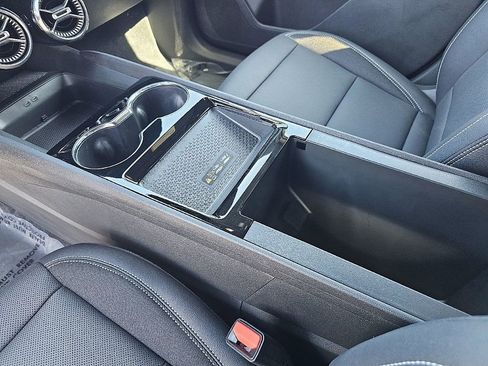 Used 2025 Chevrolet Blazer EV LT image 32