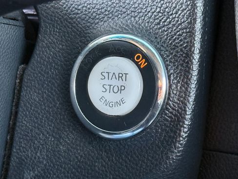 Used 2010 INFINITI G37 Sport w/ Premium Pkg image 25