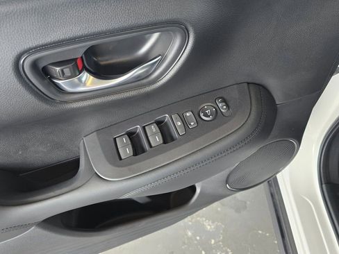 New 2026 Honda HR-V LX image 22