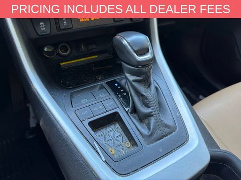 Used 2020 Toyota RAV4 XLE Premium FWD image 15