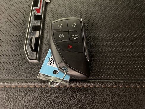 Used 2024 GMC Sierra 2500 AT4 w/ AT4 Premium Plus Package image 32