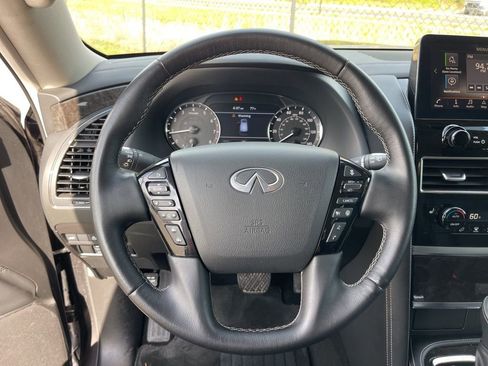 Used 2024 INFINITI QX80 Luxe RWD image 13