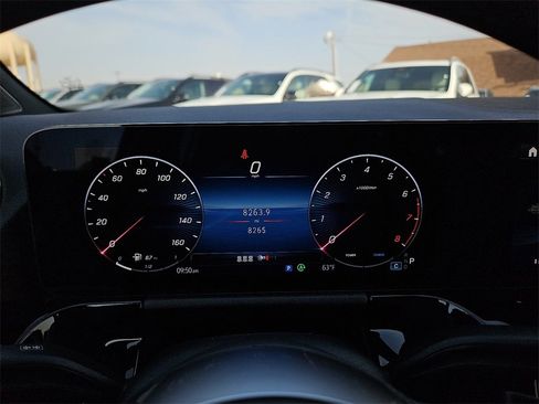 Certified 2025 Mercedes-Benz GLA 250 image 29