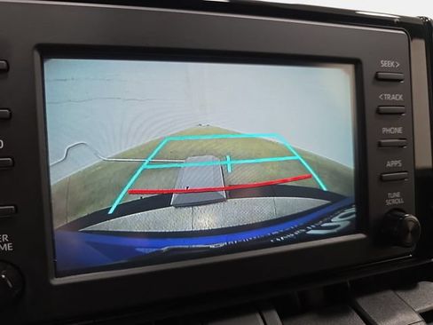 Used 2019 Toyota RAV4 LE w/ All Weather Liner Package AWD/4WD image 20