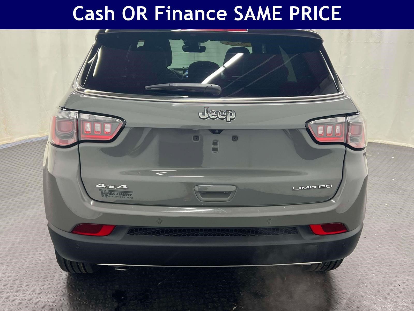 Certified 2023 Jeep Compass Limited w/ Elite Group AWD/4WD image 7
