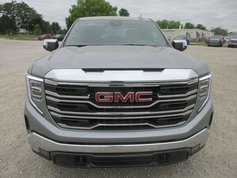 New 2026 GMC Sierra 1500 SLT w/ SLT Premium Package AWD/4WD image 12
