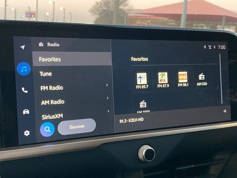 Certified 2025 Toyota Crown Signia w/ Advanced Technology Package image 23