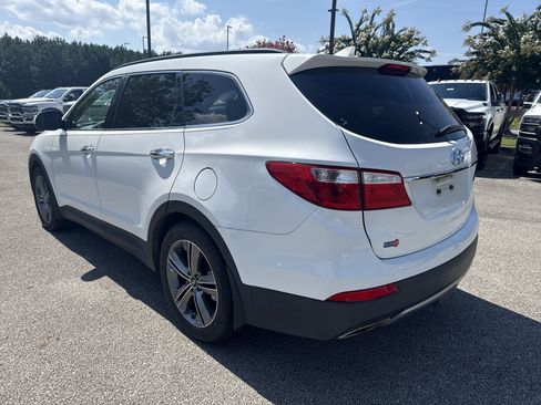 Used 2016 Hyundai Santa Fe SE w/ Option Group 02 FWD image 7