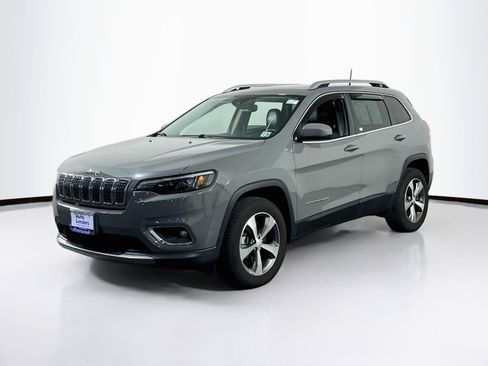 Used 2021 Jeep Cherokee Limited w/ Mopar Interior Package AWD/4WD image 1