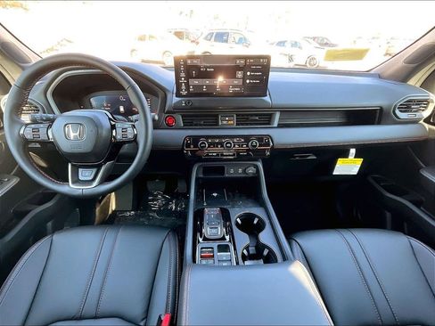 New 2026 Honda Pilot TrailSport image 12