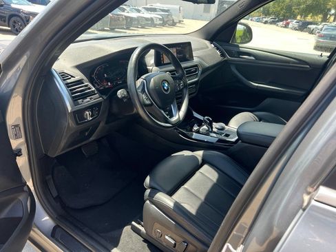 Used 2024 BMW X3 sDrive30i w/ Convenience Package RWD image 3
