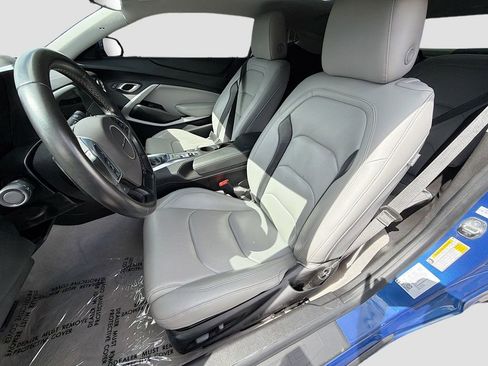 Used 2022 Chevrolet Camaro LT w/ Technology Package RWD image 21