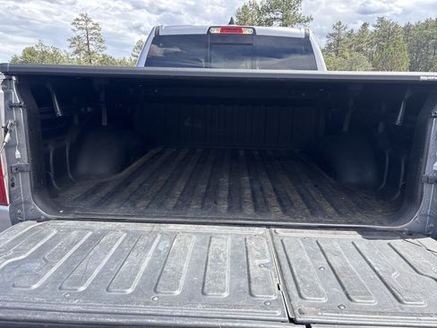 Used 2022 RAM 1500 Laramie RWD image 10