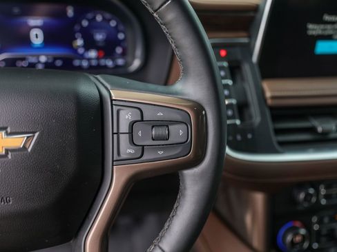 Used 2023 Chevrolet Tahoe High Country w/ Premium Package image 16