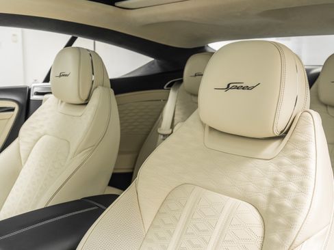 Used 2025 Bentley Continental GT Speed AWD/4WD image 26