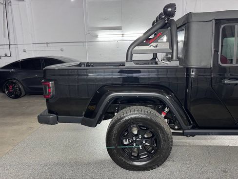 Used 2022 Jeep Gladiator Sport AWD/4WD image 10