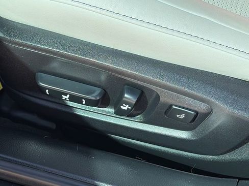 Used 2018 Lexus ES 350 350 w/ Navigation System Package image 17