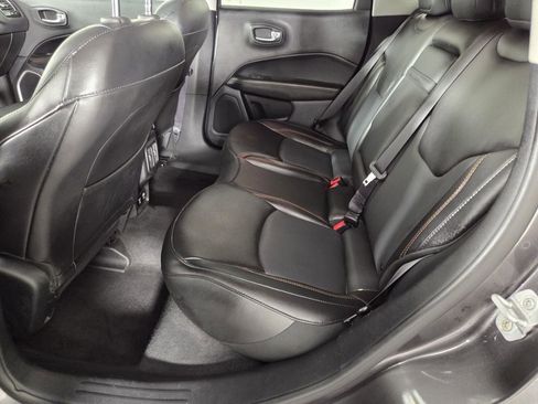 Certified 2019 Jeep Compass Limited image 10