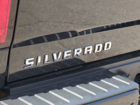 Used 2019 Chevrolet Silverado 1500 LT w/ All Star Edition AWD/4WD image 13
